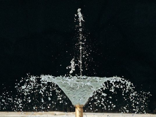 1 "w pełni mosiężna dysza do fontanny kwiatowej Jet Water Pond Sprilker