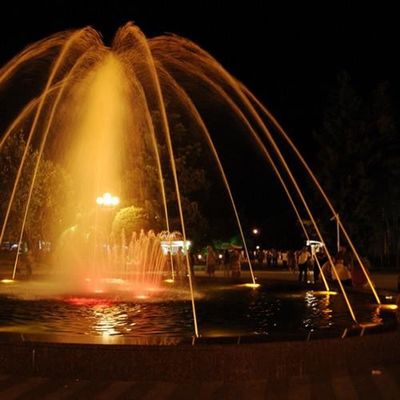Regulowane dysze fontannowe ze stali nierdzewnej Dysze fontannowe z serii Singe Jet